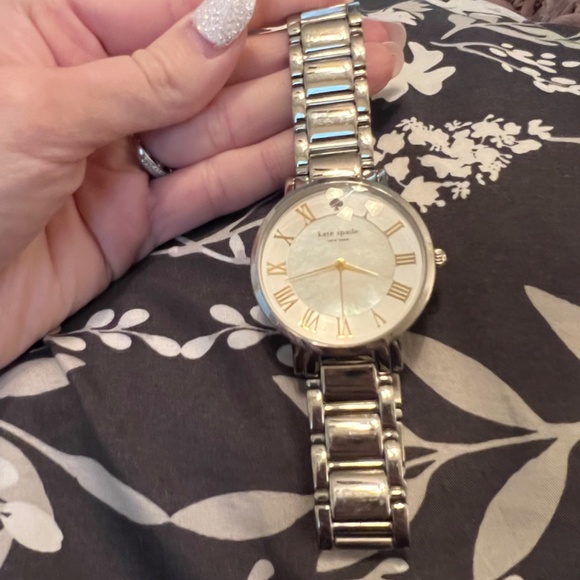 Kate Spade mother of pearl/silver watch - Picture 3 of 5